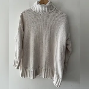 Aerie White Chunky‎ Oversized Chenille Knit Turtleneck Sweater thumbnail 2