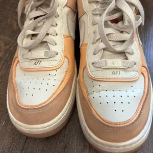 Nike Air Force 1‎ Shadow Sisterhood Cashmere Orange Sneakers Womens 8.5 thumbnail 8