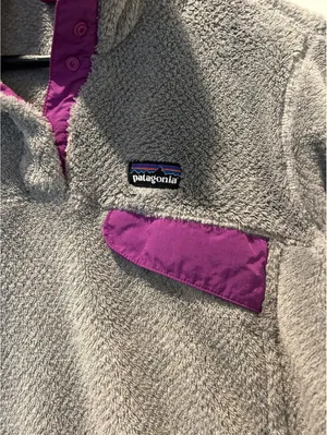 Patagonia Polartec Thermal Pro Gray and Purple Fleece Pullover Jacket Sz S thumbnail 2