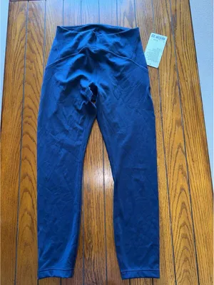Lululemon Instill High Rise 25” True Navy Size 8 NWT thumbnail 3