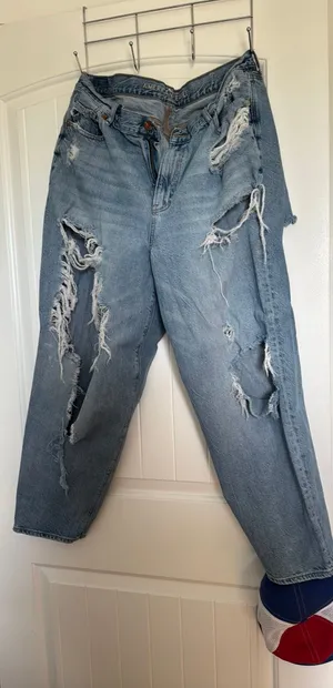 American Eagle Jeans thumbnail 1