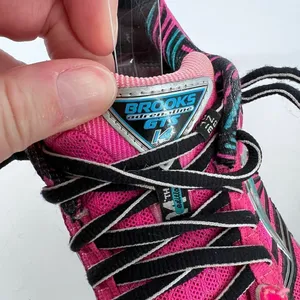 Women’s pink Brooks Adrenaline GTS14 size 7.5‎ thumbnail 3
