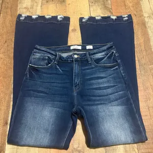 KanCan Women's Dark Denim Kurvy Mid-Rise Flare Jeans Sz 30 Stretch Boho Festival thumbnail 3