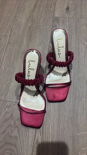 Lulus burgundy heels thumbnail 3
