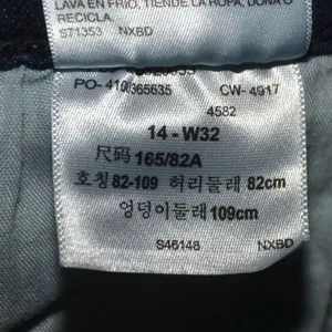 Signature Levis Strauss Size 14 Modern Skinny Shorts Denim Blue Jean Raw Hem thumbnail 10