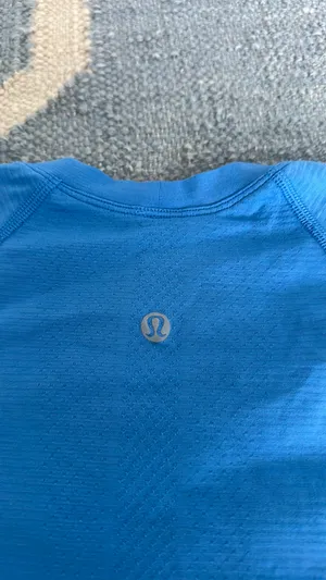 Lululemon Swiftly Tech Short Sleeve thumbnail 3