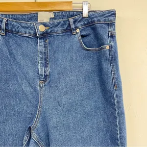 ASOS Curve High Rise Mom Jeans Womens 18 Blue Denim 90s Style Classic Zip Fly thumbnail 7