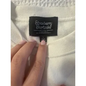 Strawberry Shortcake "Berry Sweet" Sweatshirt Women's Large Pink Bow Coquette thumbnail 3
