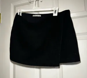 Abercrombie Skort thumbnail 1