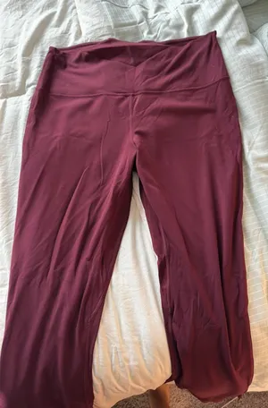 Lululemon leggings flair align thumbnail 1