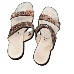 Onex Women's Tan Slide Studded Sandals Size 6 thumbnail 2