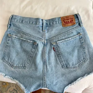 Levi’s 501 High-Rise Shorts thumbnail 2