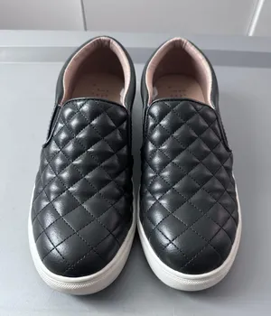 Loafers thumbnail 1