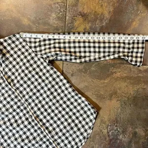 Banana Republic Soft Wash Shirt 100% Cotton Gray White Plaid Button Up Petite M thumbnail 2