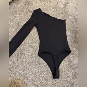 Abercrombie One Shoulder Bodysuit thumbnail 3