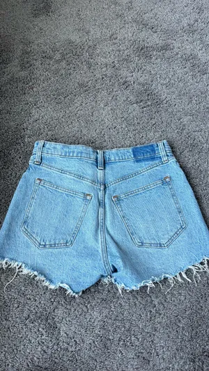 Abercrombie The Mom Shorts Curve Love High-Rise thumbnail 7