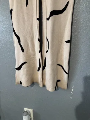 White Fox Beige & Black Knit Two-Piece Set • Size Small thumbnail 8