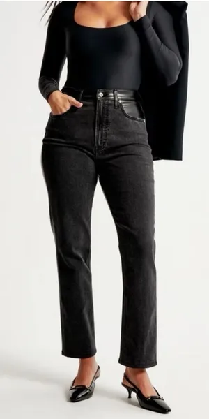 🖤NWT Abercrombie Curve‎ Love Vegan Leather Panel Ankle Straight Jeans Size 29🖤 thumbnail 1