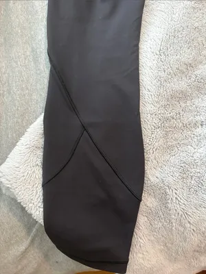EUC lululemon athletica In Movement with Everlux Black Size 8 25” thumbnail 3