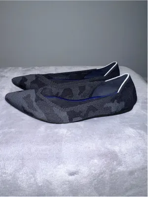 Women's Rothy's Pointed Toe Flats Size 9 Grey Black Camo thumbnail 3