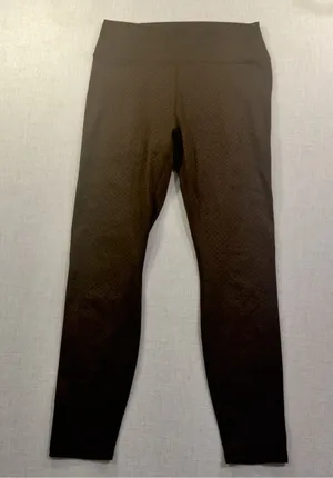 Fabletics Women’s Medium High-Waisted Snake Scale Pattern Leggings 7/8 Ankle M thumbnail 1
