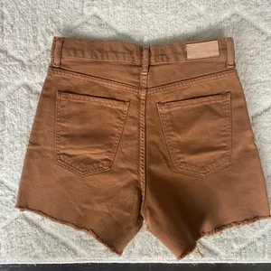 🛎️ Clearance MNG Denim Shorts Mustard Color Size 4 thumbnail 2