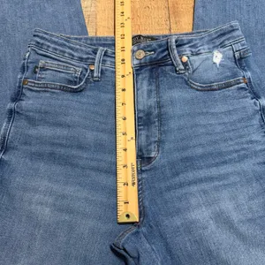 Judy Blue Wmns Medium Wash Stretch Denim Straight Leg Jeans Sz 11/30 Distressed thumbnail 5
