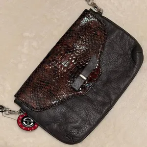 Estro Versa Italy Black Leather Brown Snakeskin Crossbody Bag Vera Pelle thumbnail 1