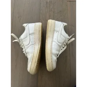 Nike Air Force 1 Low White Leather Women's Size 7.5 thumbnail 2