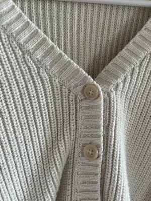 Brandy Melville Sweater Knit thumbnail 3