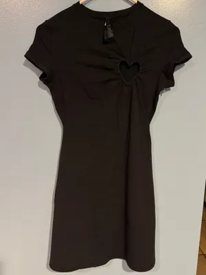 SKIMS Valentines Heart Mini Dress thumbnail 4