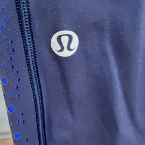 NWOT Lululemon Color Me Quick Navy 7/8 Tight Legging SZ. 4 NWOT thumbnail 9