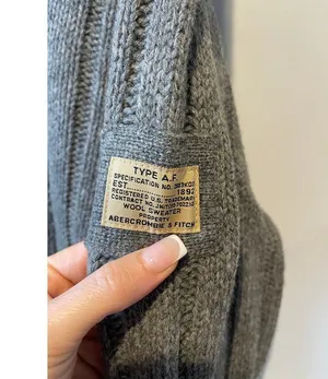 Abercrombie Women’s Fisherman Wool Gray Ribbed Boxy Turtleneck Sweater thumbnail 2
