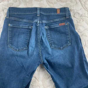 7‎ For All Mankind Roxanne Ankle Jeans Dark Wash Slim Mid Rise Size 26 AU8204005 thumbnail 2