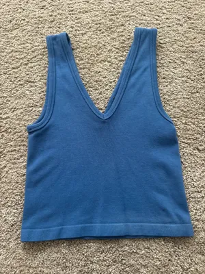 Electric Blue tank top Size Doesn’t say, guess: S/XS thumbnail 1