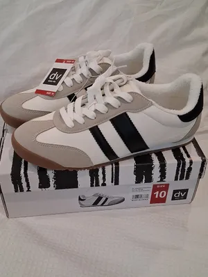 Dolce Vita White, Black & Gum Retro Runner Sneakers thumbnail 6