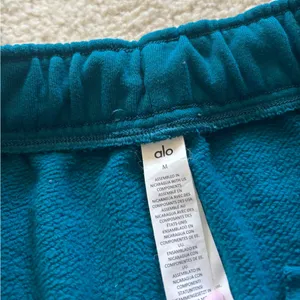 Alo Accolade Sweatpants thumbnail 2