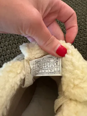 UGG Lakesider Heritage Mid-Ankle Boots thumbnail 8