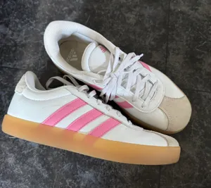 Adidas women’s sneakers thumbnail 1