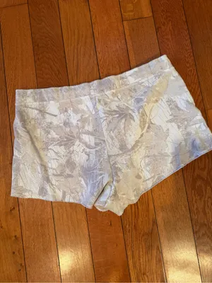 Hollister Gray White Camo Fleece Mini Shorts Size Medium thumbnail 5