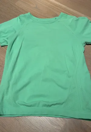 Green Athleta Top thumbnail 1