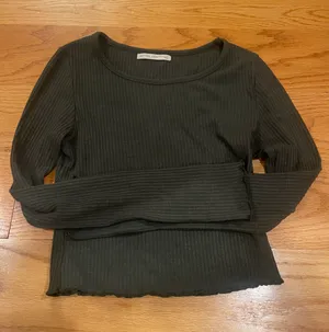 Marshalls Crop Top thumbnail 1