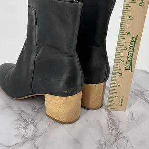 TOMS Evie Leather Women 9 Block Heel Ankle Boot‎ Black Side Zipper Comfy Boho thumbnail 2