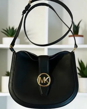 Michael Kors Gabby Small Hobo Crossbody Bag Black MK Logo Gold Hardware Purse‎ thumbnail 1