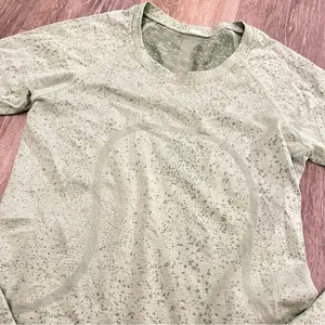 Lululemon Swiftly Tech Long Sleeve Race Length thumbnail 4