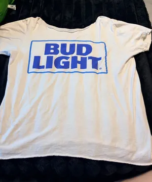 Women’s Bud Light T thumbnail 1