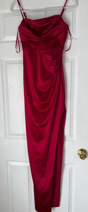Red Formal Dress Windsor thumbnail 1