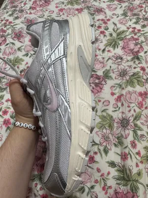 Nike initiator pink and silver tennis shoes thumbnail 5