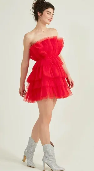 NWT Altar’d State Daria Tulle Red Mini Dress. Size Medium. We are obsessed with this romantic and feminine dress that will make you feel like a princess. This strapless dress features multiple layers of soft, tulle material that flow elegantly with every step you take. Whether you're attending a prom, formal, or any other special event, this dress is the perfect choice! Fit: Fitted at top, flowy at bottom Closure: Side zipper Material: Shell: 50% Nylon, 50% Polyester, Lining: 100% Polyester Sleeveless Imported thumbnail 4