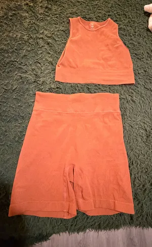Aura Workout Set Matching thumbnail 1